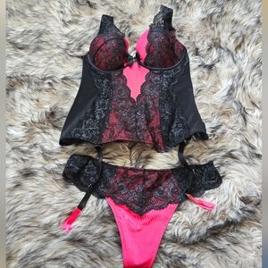 Nwt Lovehoney Basque & thong panty set lingerie